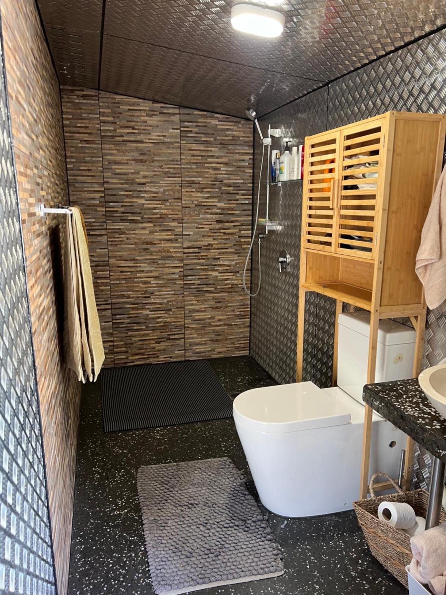 Self Contained Open Shed Space Wainui  Zewnętrze zdjęcie
